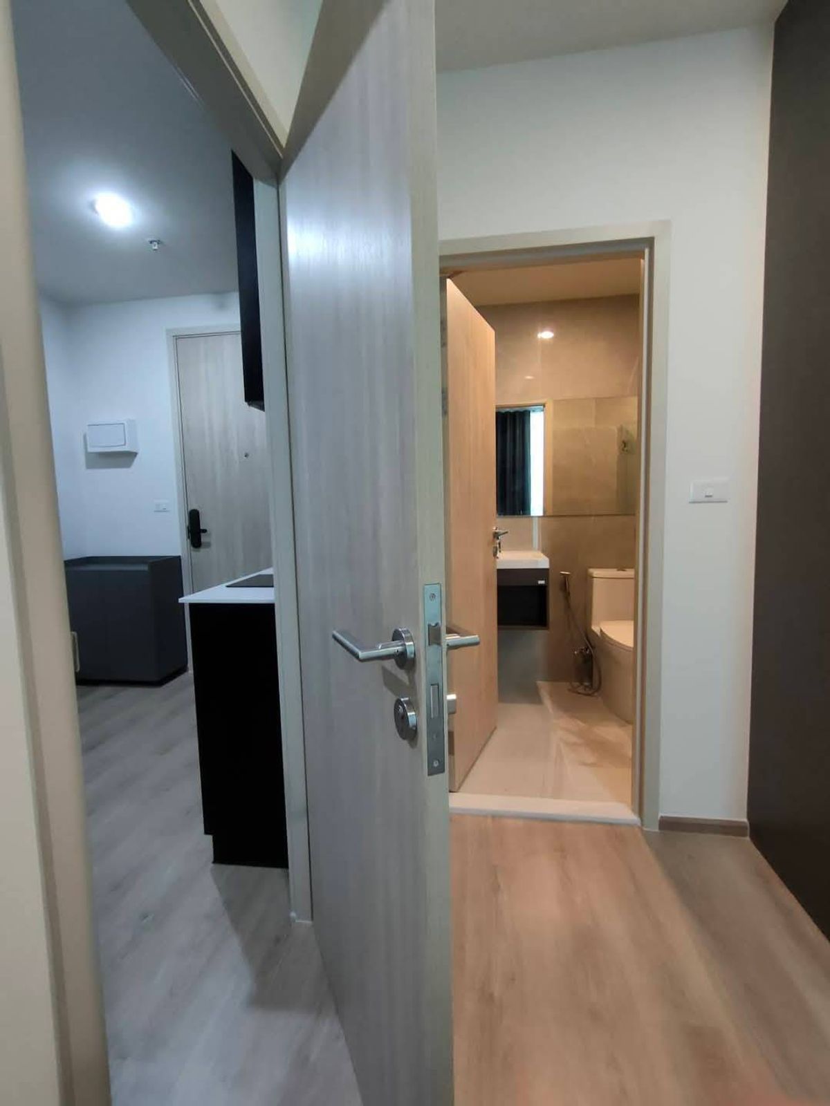 For RentCondoRama9, Petchburi, RCA : 💥DL-8523💥Nue District R9 Rama 9 👉Line : @accessliving