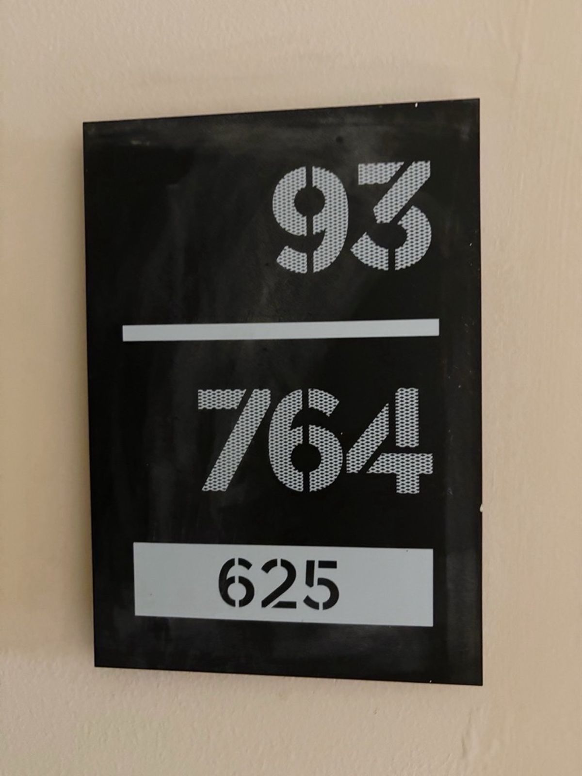 CondoOnnut, Udomsuk : Rent&Sale 3 Bedroom 110 sqm. Pool View Ideo Sukhumvit 93 30m BTS Bang Chak Tel 095-878-5645