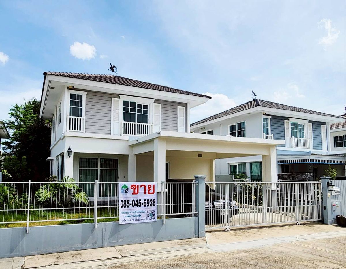 For SaleHousePhutthamonthon, Salaya : Selling cheap houses, Villa Jio, Salaya 51 sq.wa. 3 bedrooms, 3 water, adult bedrooms, 1st floor, 2 parking with 4.95 MB.