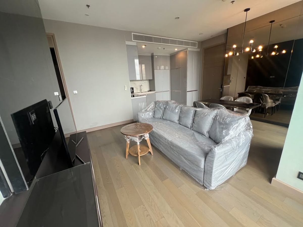 For RentCondoRama9, Petchburi, RCA : Rent The ESSE at Singha Complex