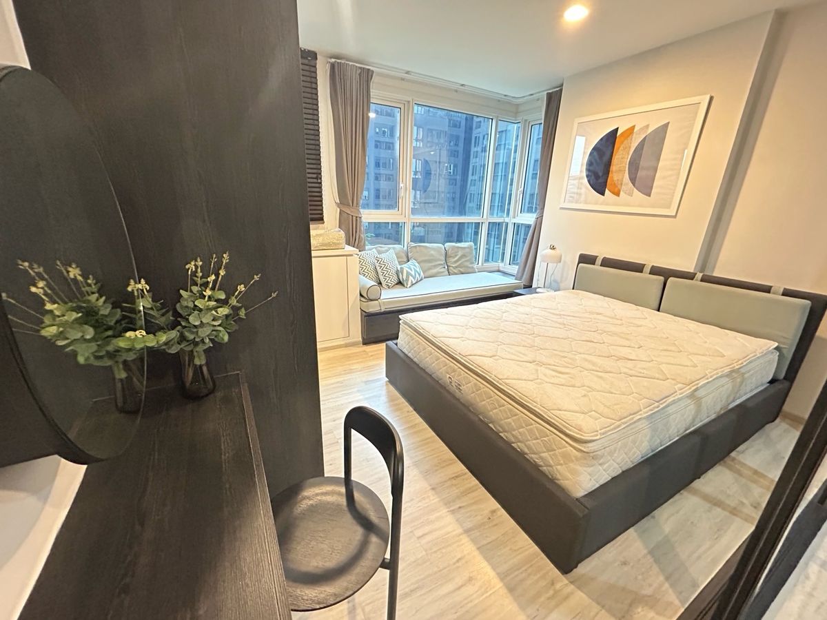 For RentCondoRatchadapisek, Huaikwang, Suttisan : XT Huaikhwang 1 bedroom Ready to move in