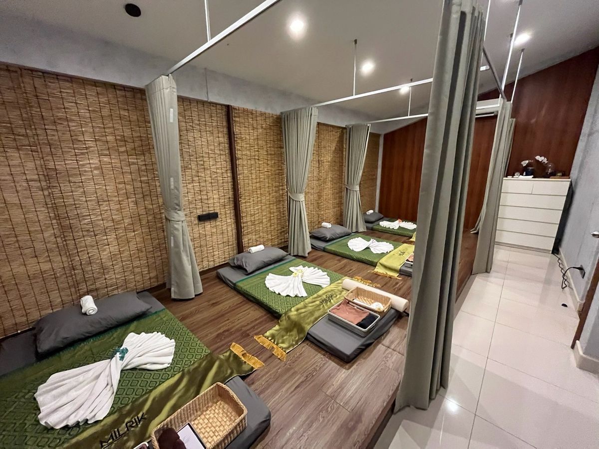 เซ้งร้านค้า/ตลาดนัดสุขุมวิท อโศก ทองหล่อ : เซ้งกิจการ สปา ร้านนวด ใกล้ รถไฟฟ้า BTS เอกมัย 1.7 กม. | Take Over Business - Spa and Massage in Ekamai (Sukhumvit 63) nearby BTS Ekamai 1.70 kilometers