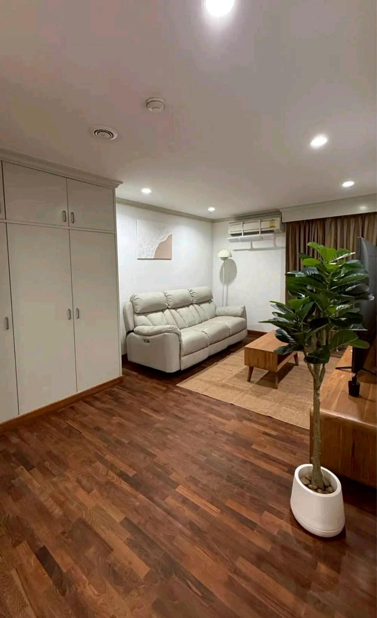 For RentCondoSathorn, Narathiwat : For rent, Sampoom Garden 54.5 SQM