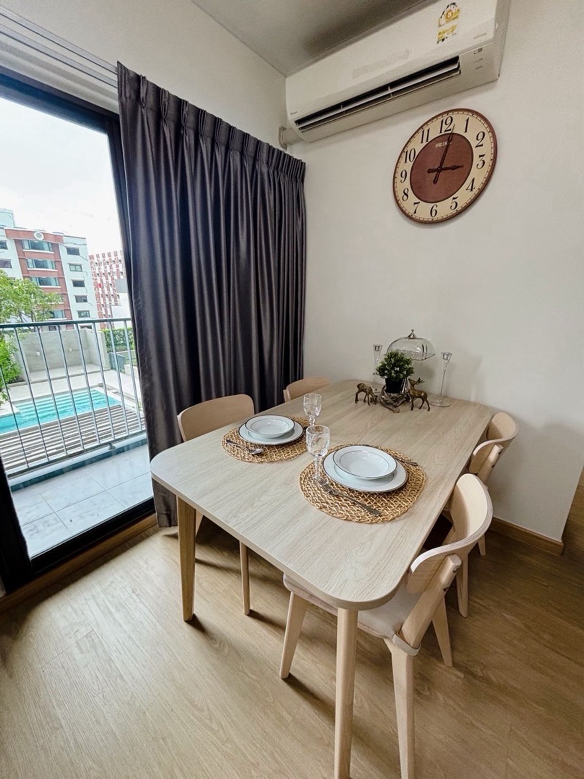 CondoOnnut, Udomsuk : Rent&Sale 3 Bedroom 110 sqm. Pool View Ideo Sukhumvit 93 30m BTS Bang Chak Tel 095-878-5645