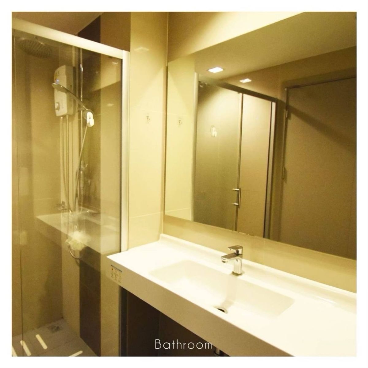 CondoOnnut, Udomsuk : Condo next to the BTS 💥 Urgent need, cut price 3.99MB, price lower than market 💥 BTS Bang Chak Tel 095-878-5645