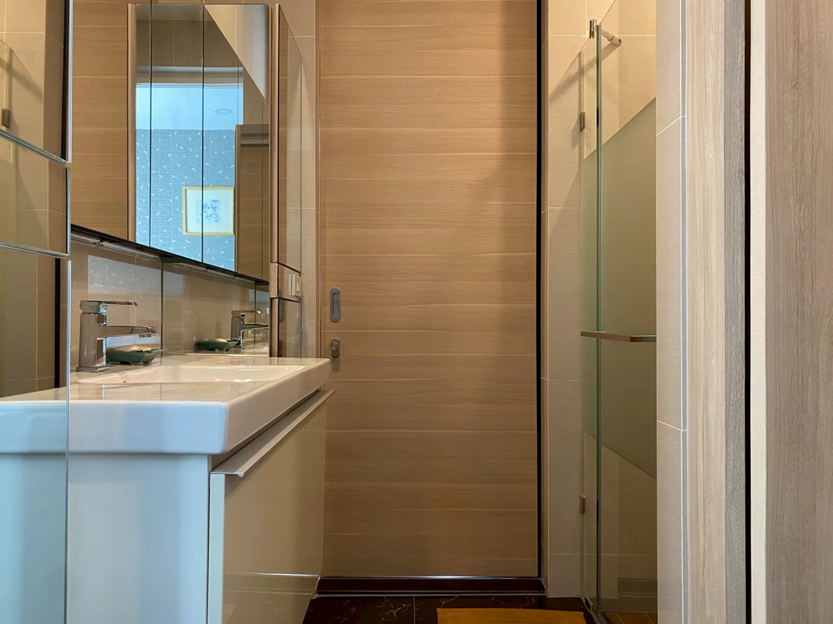 For RentCondoSukhumvit, Asoke, Thonglor : 💎 GT16166 | Condo Park 24, convenient travel, near BTS, there is a shuttle, beautiful room, fully furnished, ready to move in.