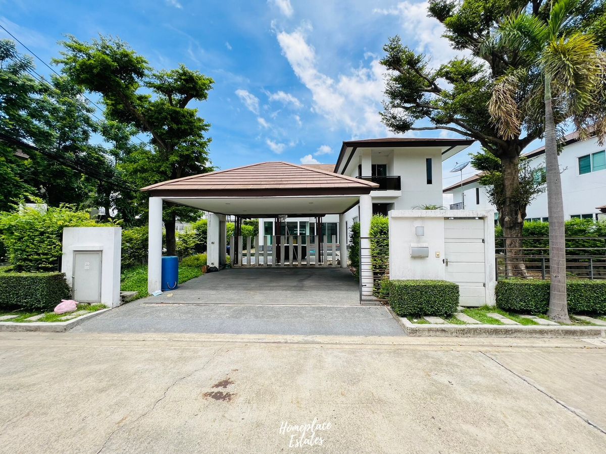 ให้เช่าบ้านลาดกระบัง สุวรรณภูมิ : Nirvana Icon Wongwaen-Rama 9 (Krungthep kreetha) Single House with Swimming Pool House for rent 3 Bedrooms 4 Bathrooms + 1 Maid room 100 Sq.w. Fully Furnished 