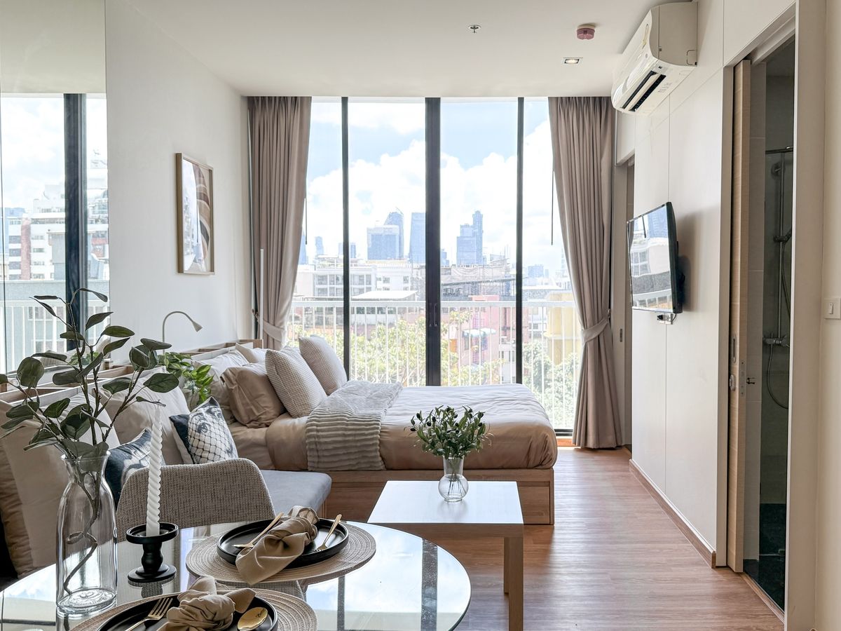 For RentCondoSukhumvit, Asoke, Thonglor : Park 24 for rent. The room is beautifully decorated at the cover. Build-in comes with furniture. And complete electrical appliances at a great value of only 23K 🔥🔥