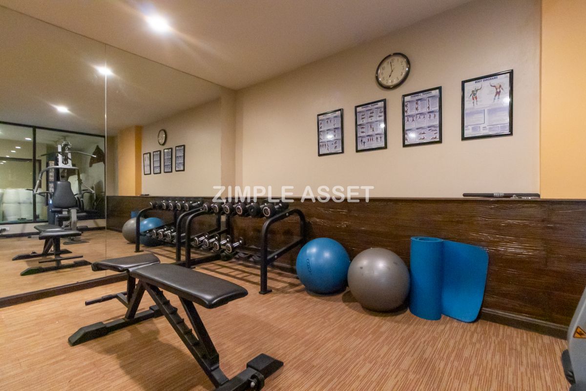 For RentSilom, Saladaeng, Bangrak : Line ID: @zimple_asset  Boutique-style accommodation on Surawong Road, daily and monthly full-service stays. near BTS/MRT.