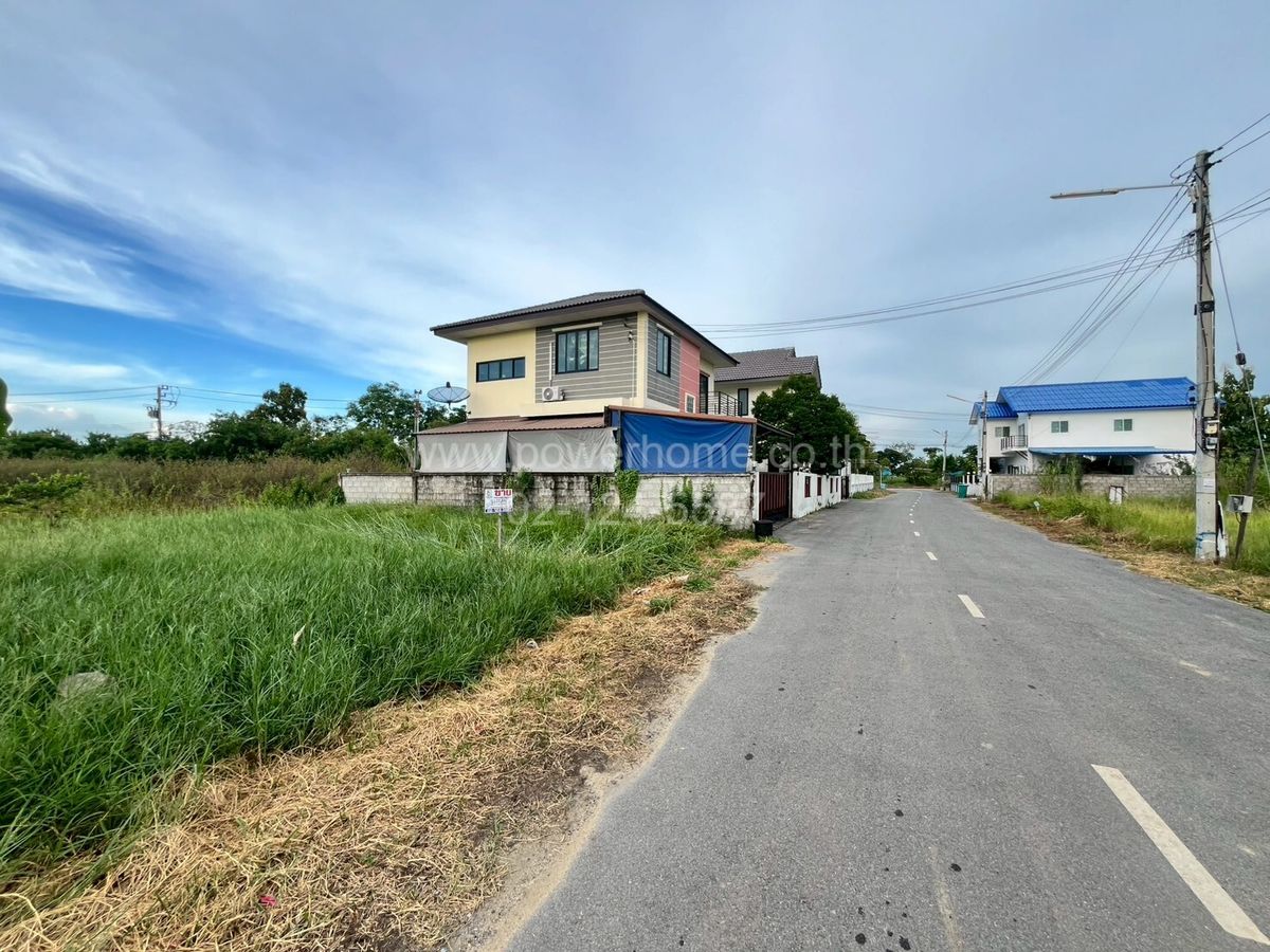 ขายที่ดินปทุมธานี รังสิต ธรรมศาสตร์ : ที่ดินเปล่าถมแล้ว  ใกล้มหาวิทยาลัยธรรมศาสตร์ศูนย์รังสิต ถนนเชียงราก ต.เชียงรากใหญ่ อ.สามโคก จ.ปทุมธานี