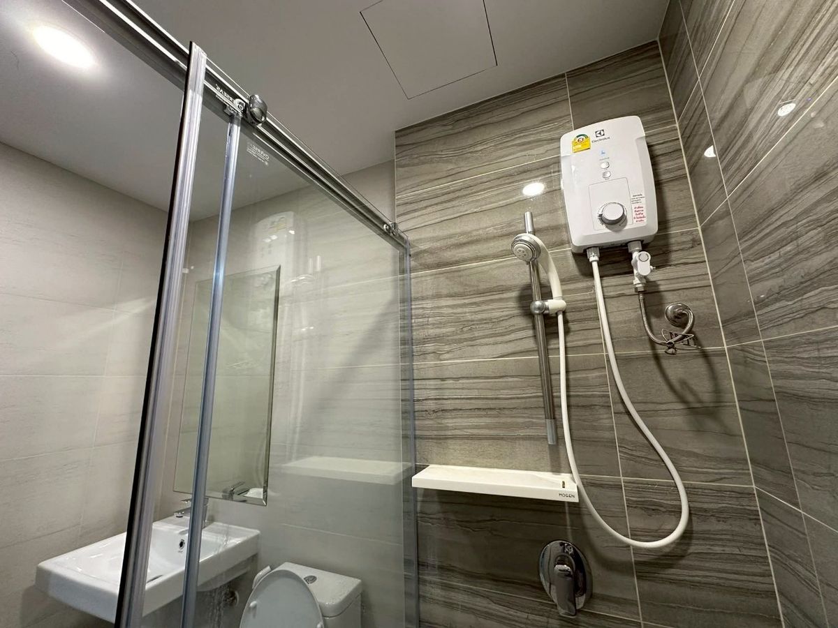 For RentCondoRamkhamhaeng, Hua Mak : ✅ SVR338 ✅ Line ID : @p2nproperty