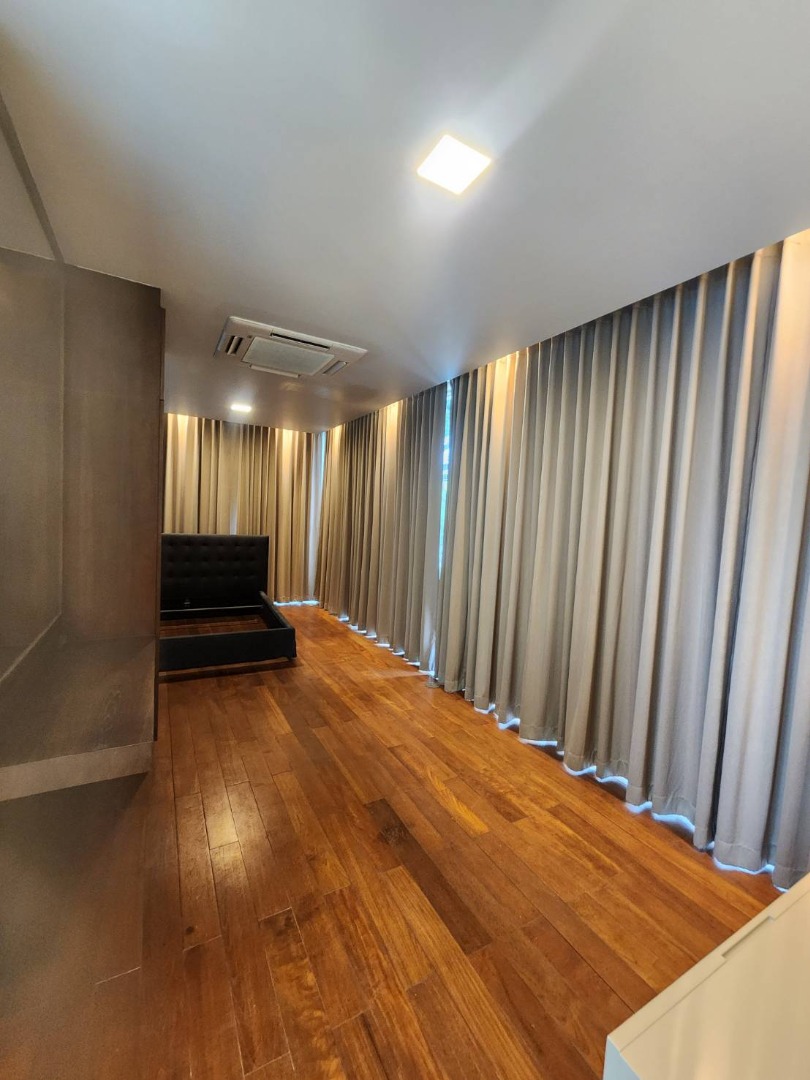 ขายบ้านพัฒนาการ ศรีนครินทร์ : 🔥ขายด่วน🔥บ้านเดี่ยว หลังมุม หมู่บ้านศรีนครินทร์พาร์ค 120 ตรว. พร้อมเข้าอยู่❗