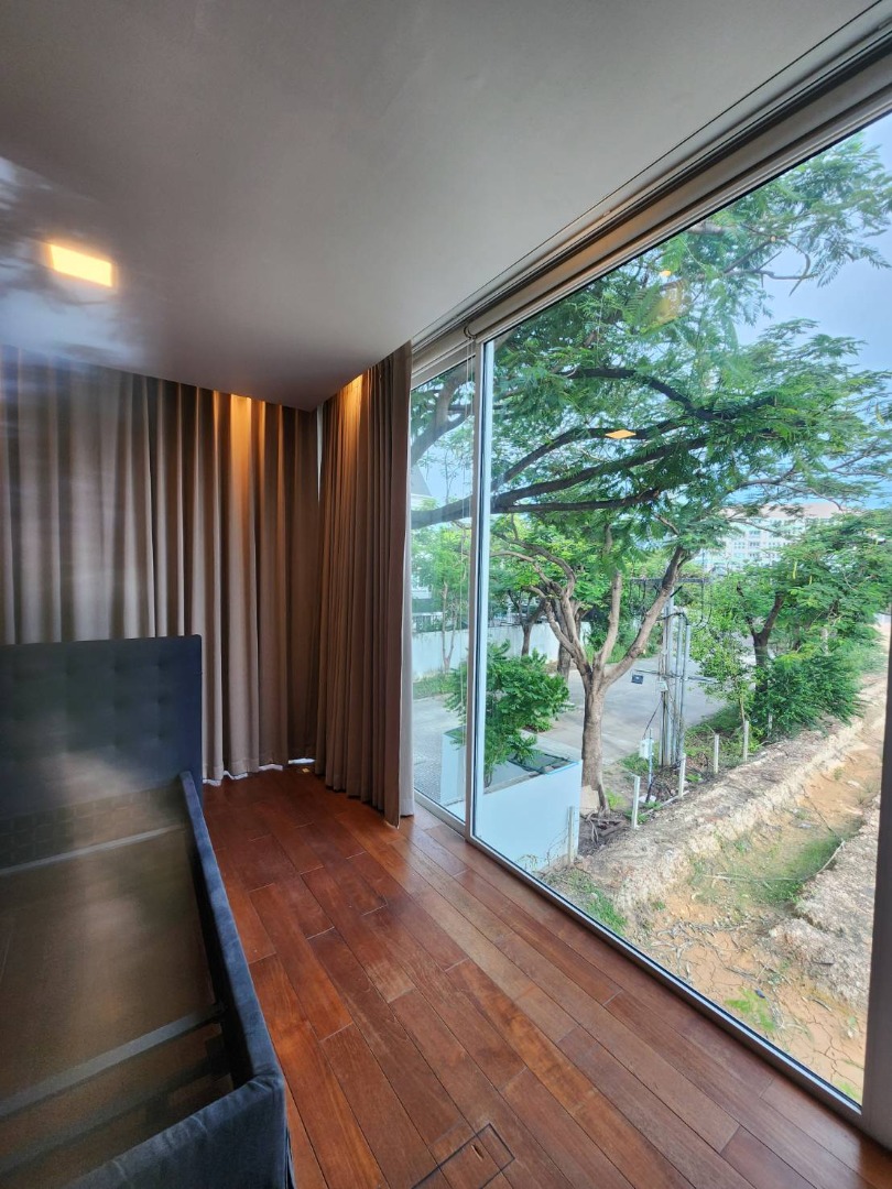 ขายบ้านพัฒนาการ ศรีนครินทร์ : 🔥ขายด่วน🔥บ้านเดี่ยว หลังมุม หมู่บ้านศรีนครินทร์พาร์ค 120 ตรว. พร้อมเข้าอยู่❗