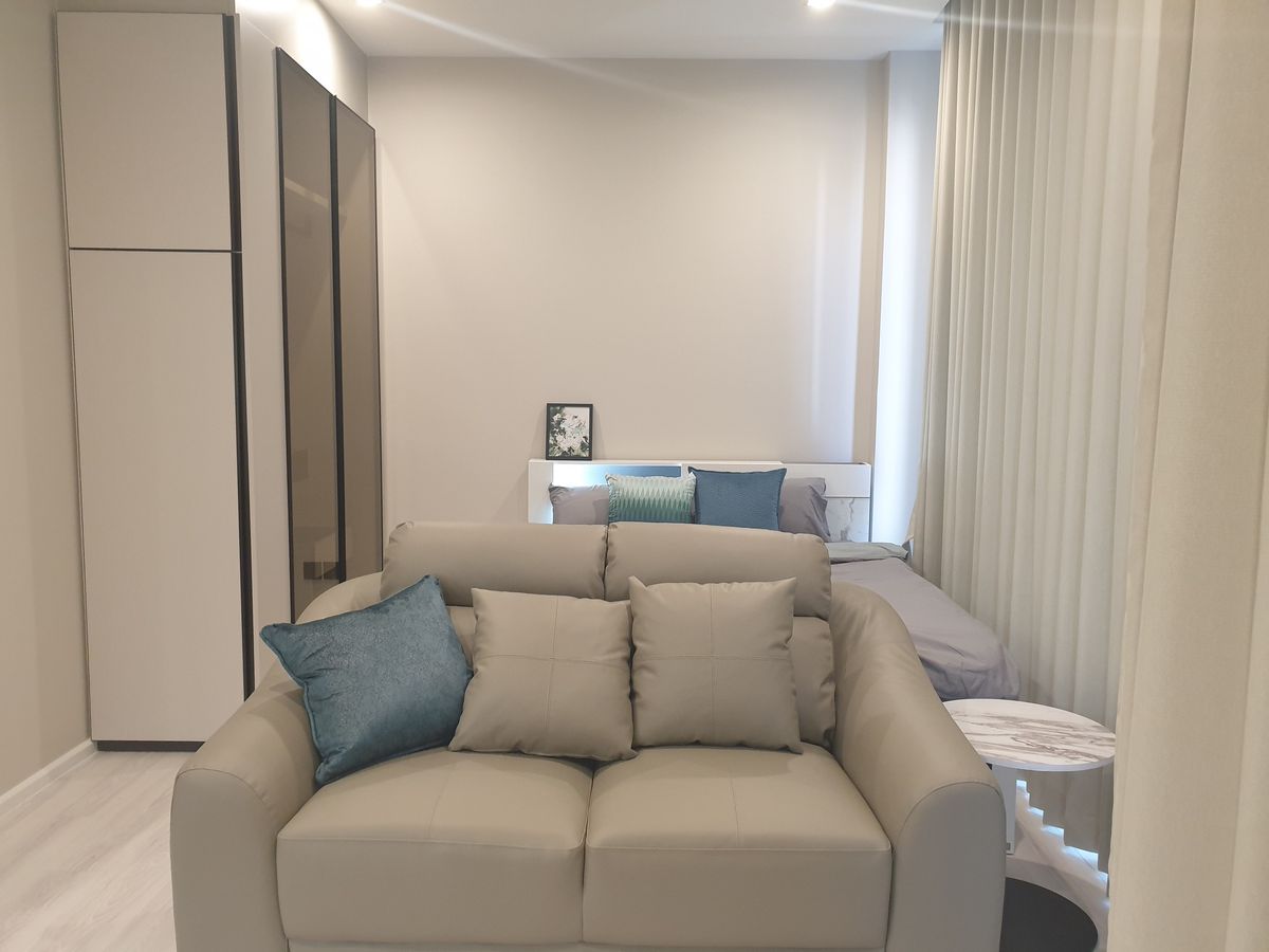 For RentCondoRatchathewi,Phayathai : (For Rent) The Room Phayathai on the Sri Ayutthaya Road, near BTS, Phaya Thai and Airport Link.