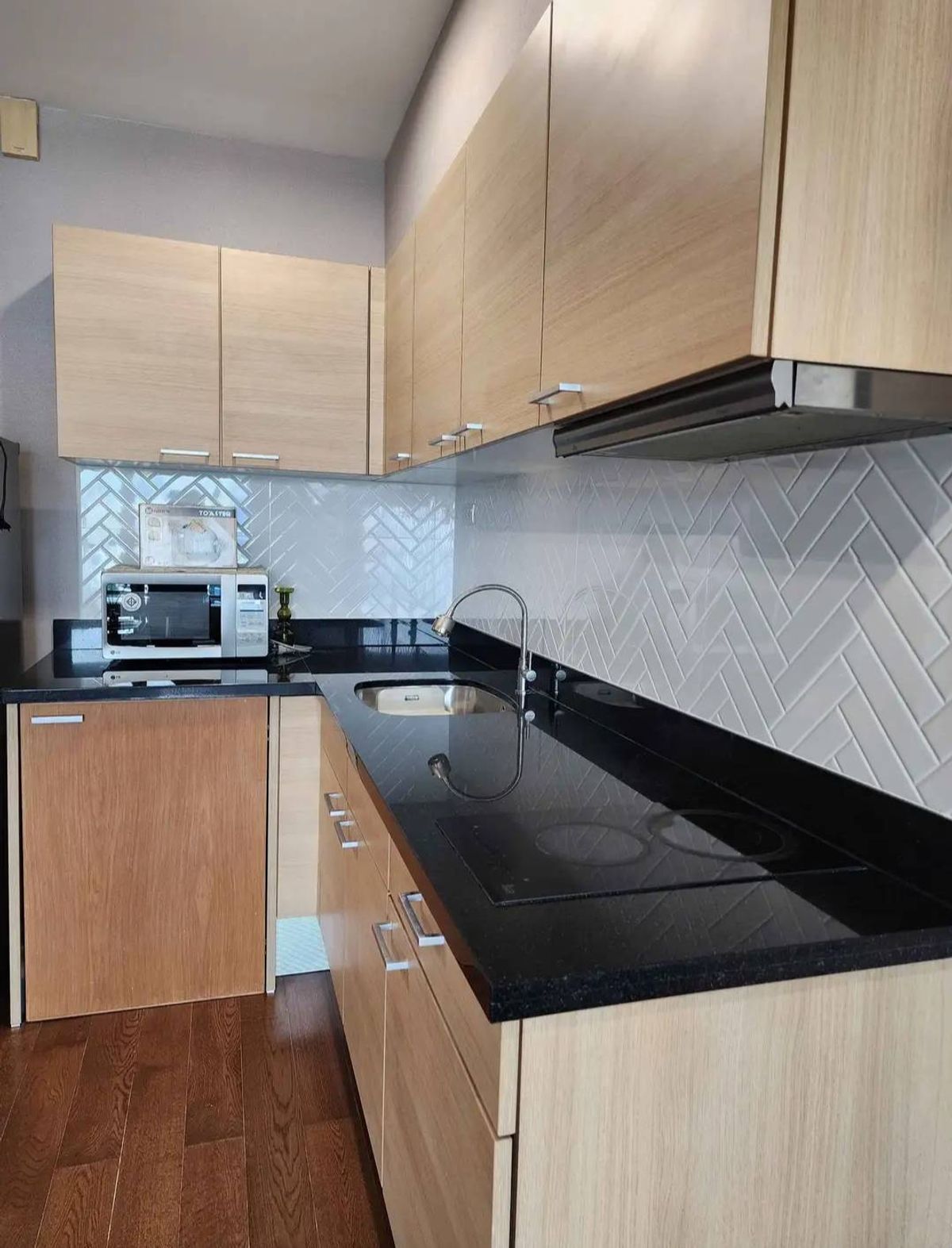 ให้เช่าคอนโดวิทยุ ชิดลม หลังสวน : 💥ST-8517💥ว่าง ให้ เช่า ดิ แอดเดรส ชิดลม  👉แอดไลน์ @accessliving 