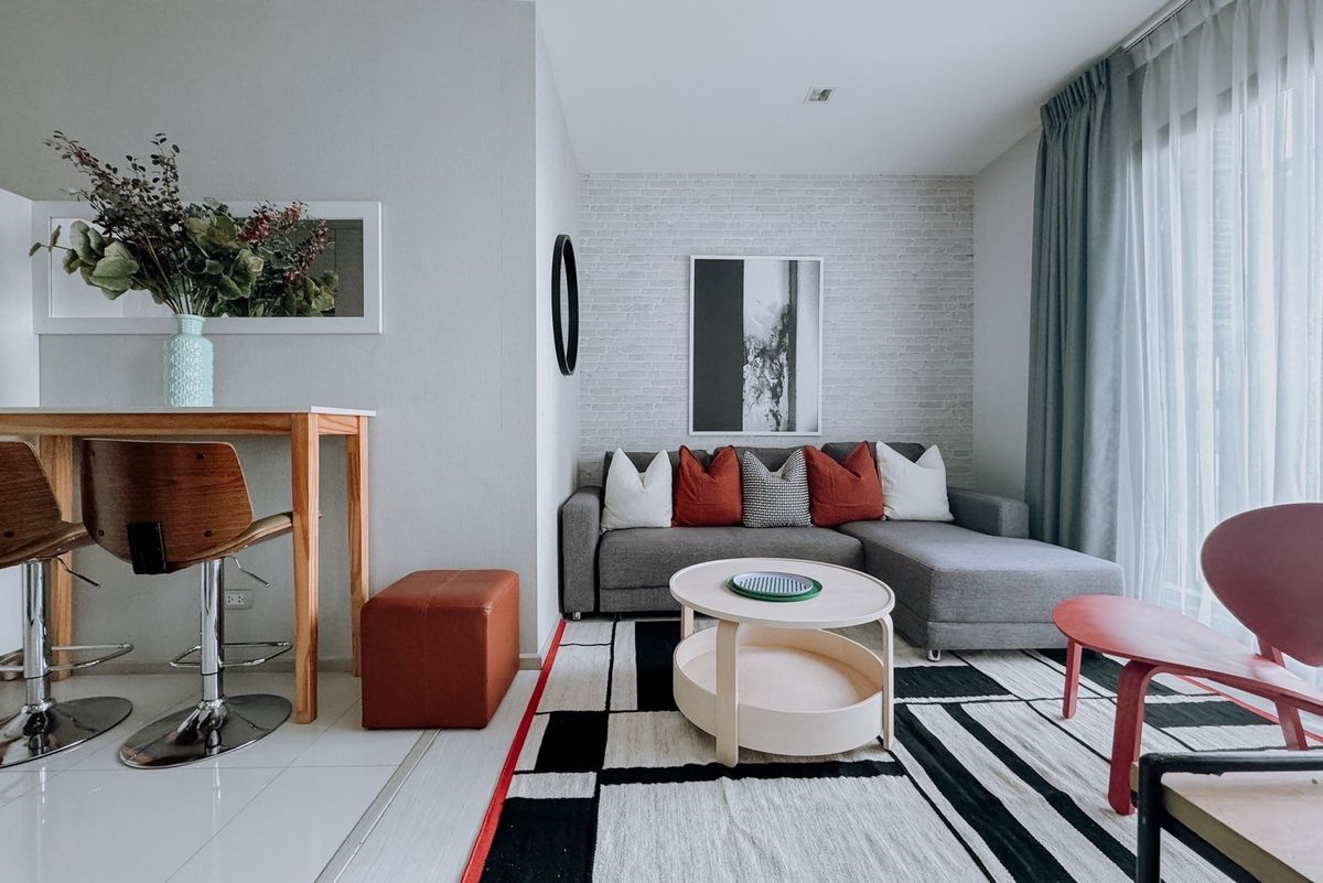 ขายคอนโดสุขุมวิท อโศก ทองหล่อ : เจ้าของ🔥ทันสมัยชิค 1BR @ Thonglor BTS - Rare South View 🔥