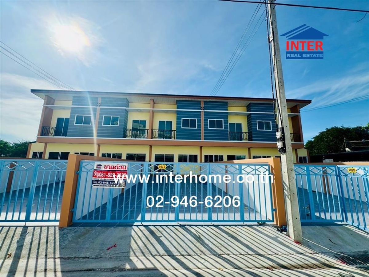 For SaleTownhomeMahachai Samut Sakhon : Townhouse 2 floors 33.8 sq.w. Townhouse, Soi Nuan Thong 17, Economic Road 1, Phutthasakorn Road, Krathum Baen, Samut Sakhon