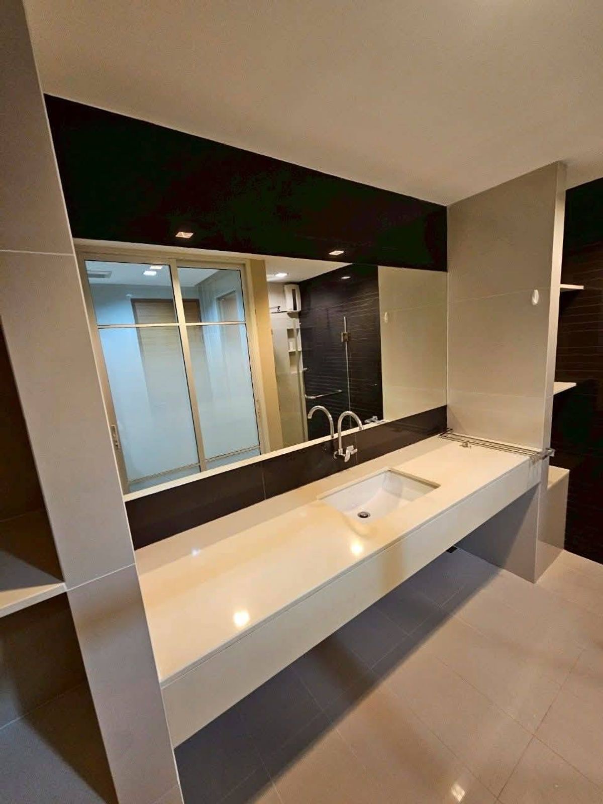 ให้เช่าคอนโดรัชดา ห้วยขวาง : 💥ST-8513💥ว่าง ให้ เช่า  ริทึ่ม รัชดา - ห้วยขวาง 👉แอดไลน์ @accessliving 