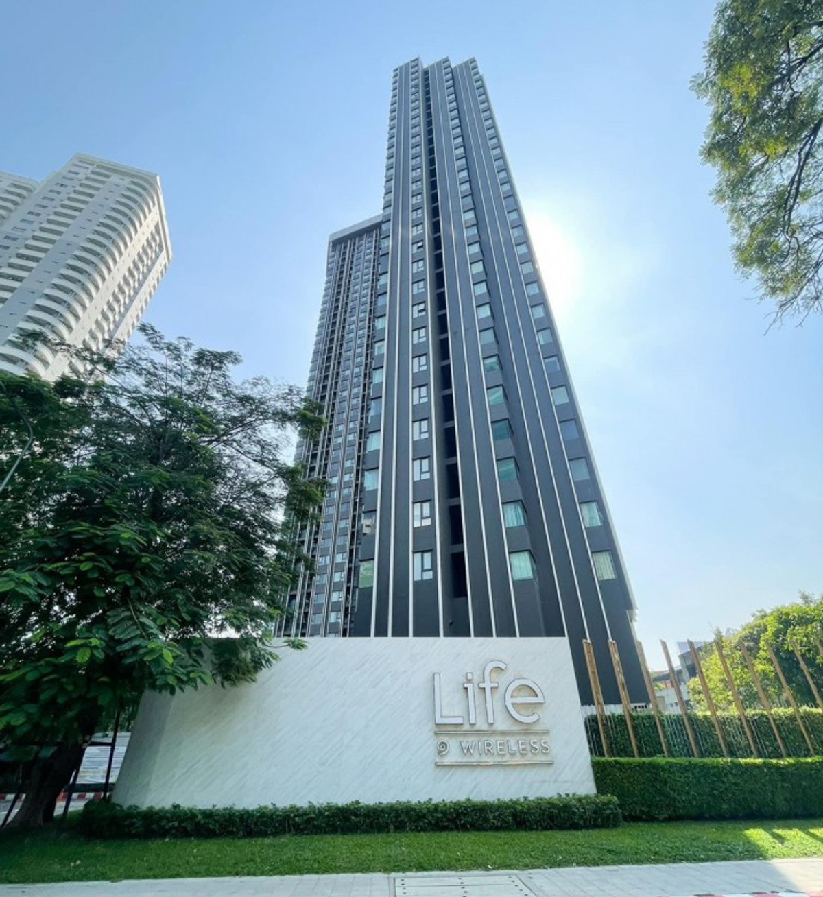 For SaleCondoWitthayu, Chidlom, Langsuan, Ploenchit : ✨ Living in the heart of the radio, beautiful rooms, premium locations like this are not often. Before closing the sale ✔