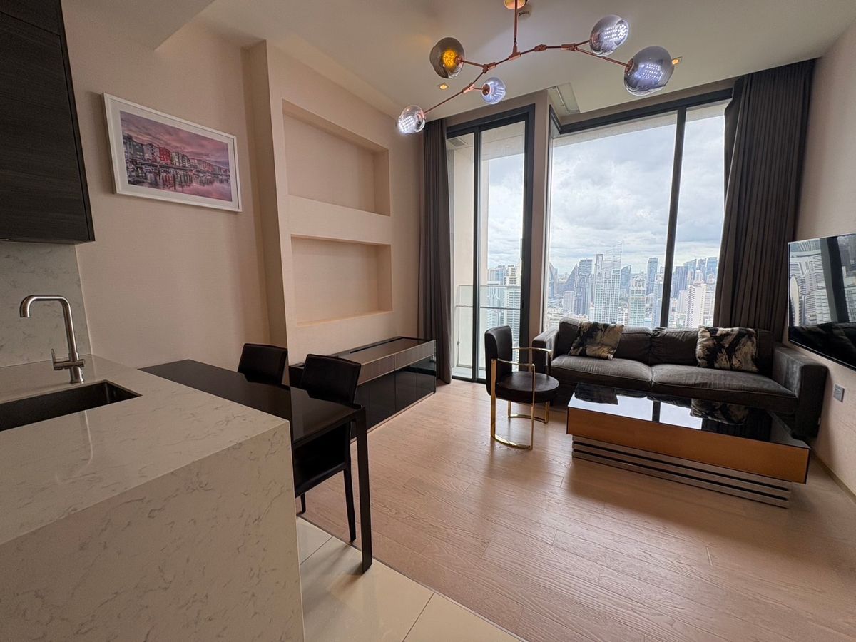 ขายคอนโดสุขุมวิท อโศก ทองหล่อ : For sale The Esse Asoke ห้องสวย 1 Bed/1 Bath