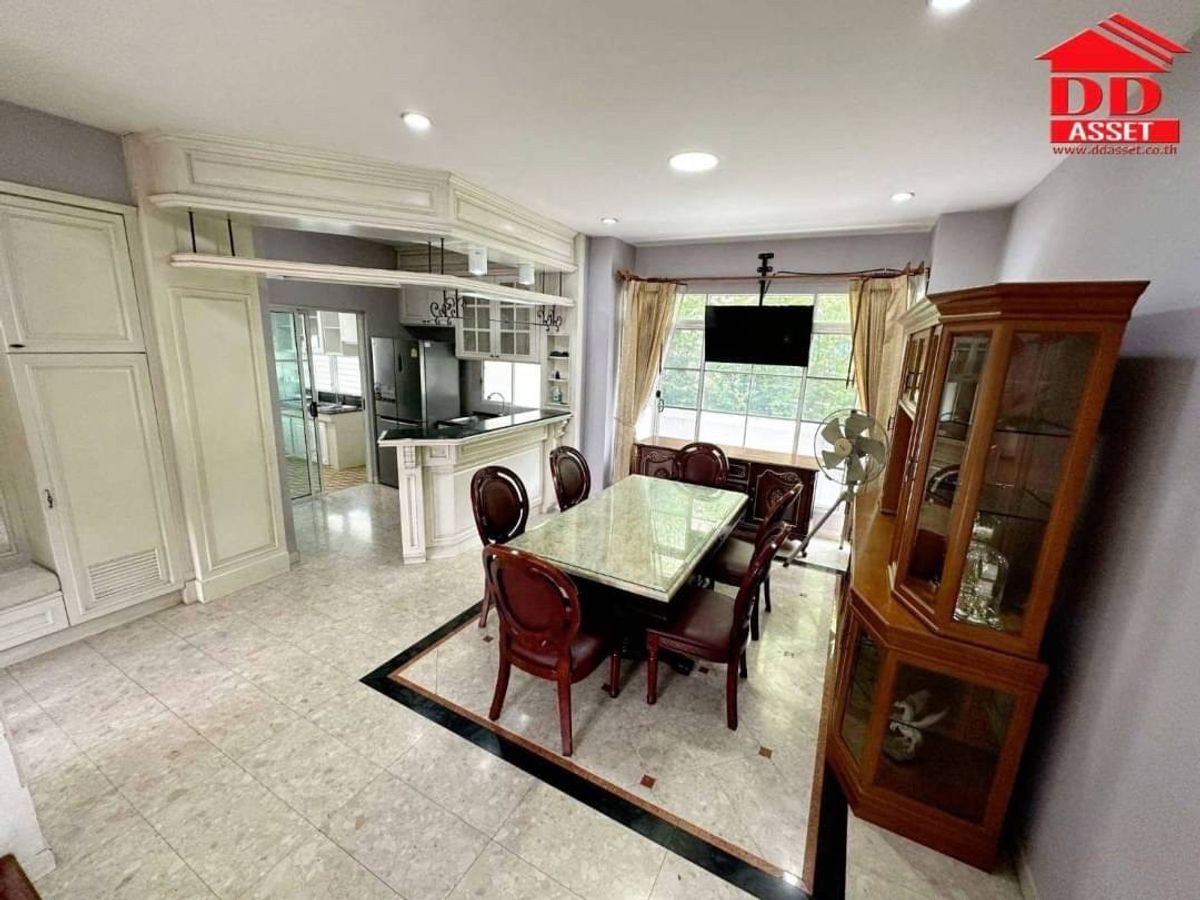 For RentHousePattanakan, Srinakarin : For Rent Nantawan Suanluang for rent at Ban Nantawan, Suan Luang Rama 9, Chalermprakiet 62 Code: H8140