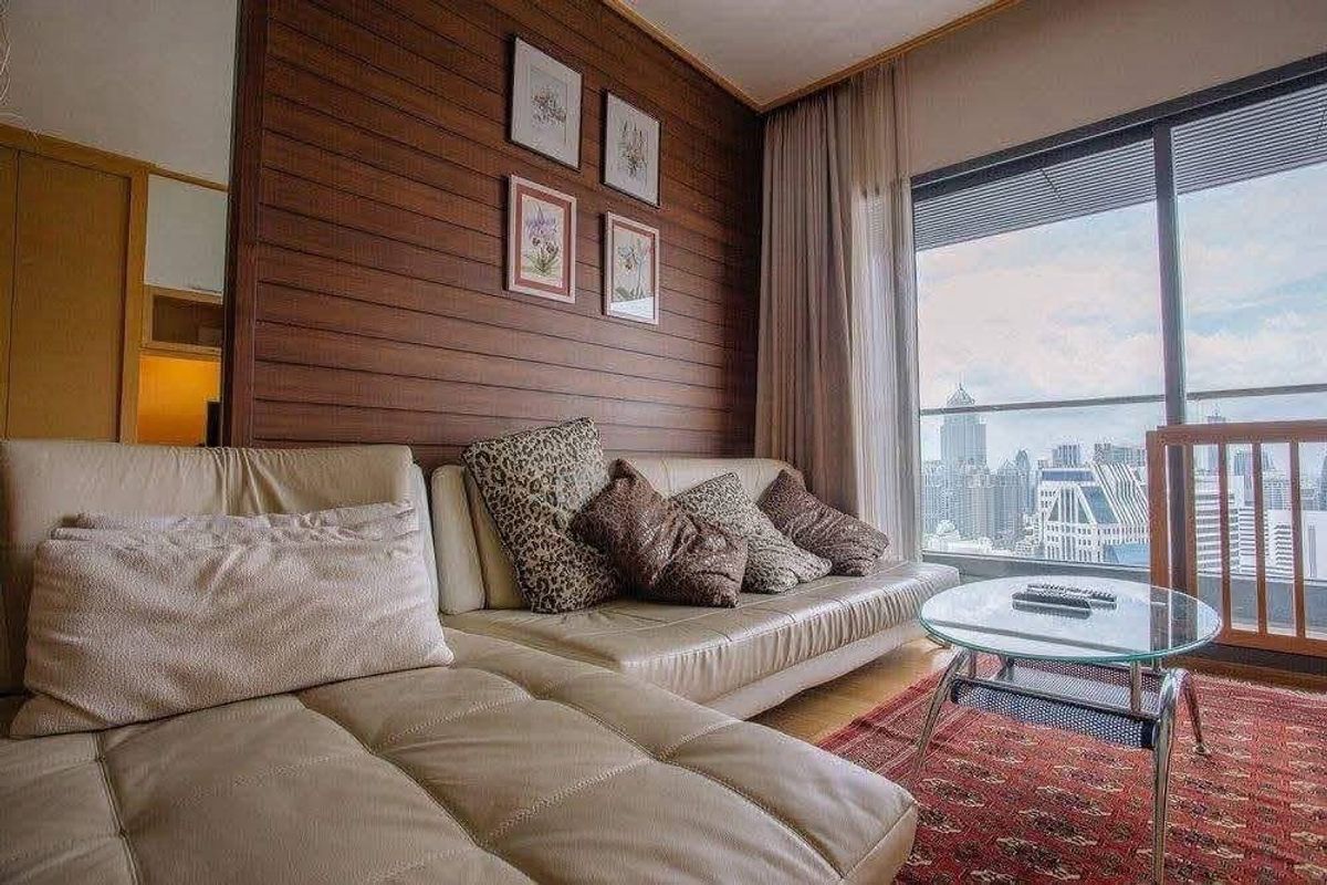 ให้เช่าคอนโดนานา : 2 bed 2 bath 107 sqm for 75k