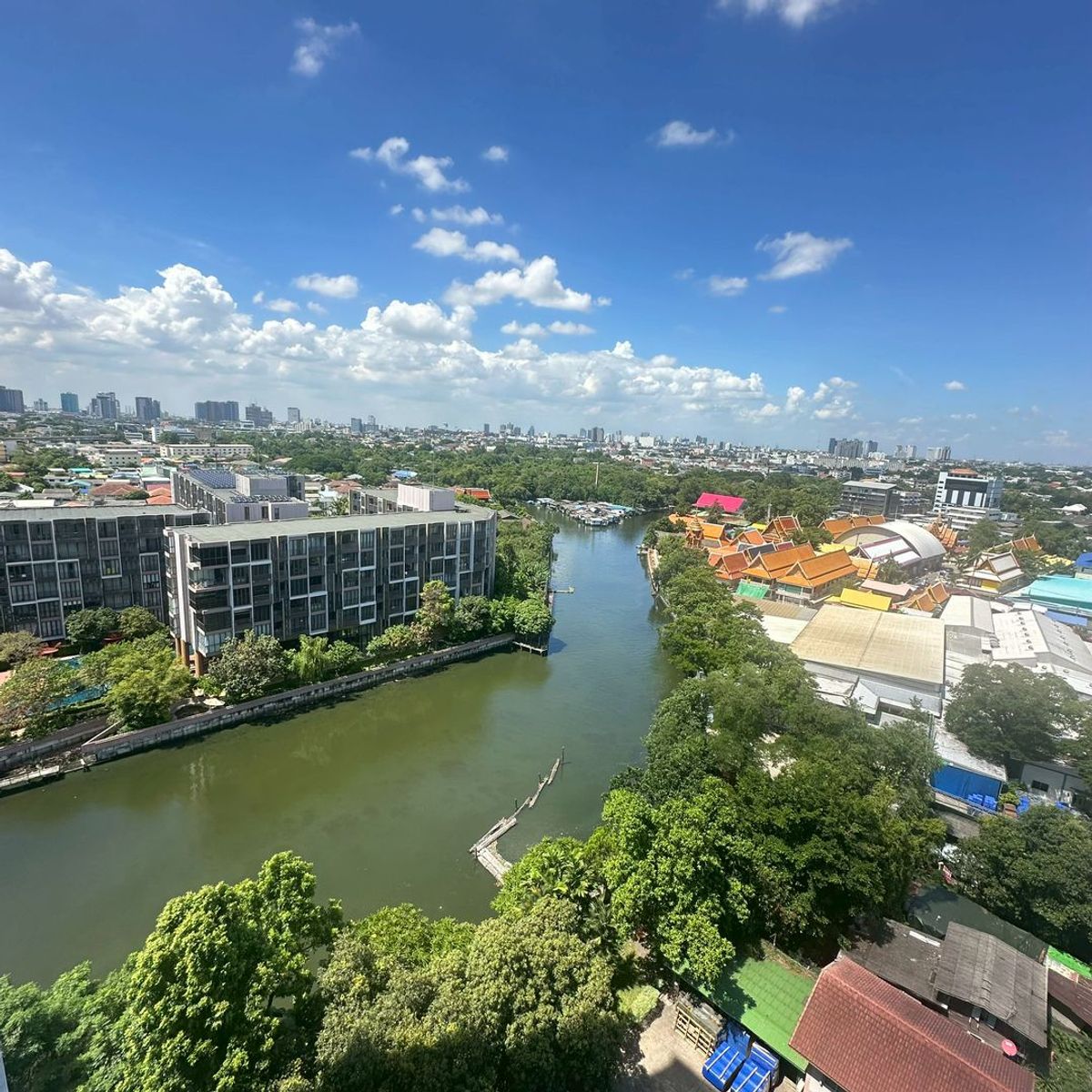 ขายคอนโดอ่อนนุช อุดมสุข : ขายด่วน คอนโด Lumpinee Ville Sukhumvit 77 | 1 ห้องนอน 36 ตร.ม. | วิวคลอง