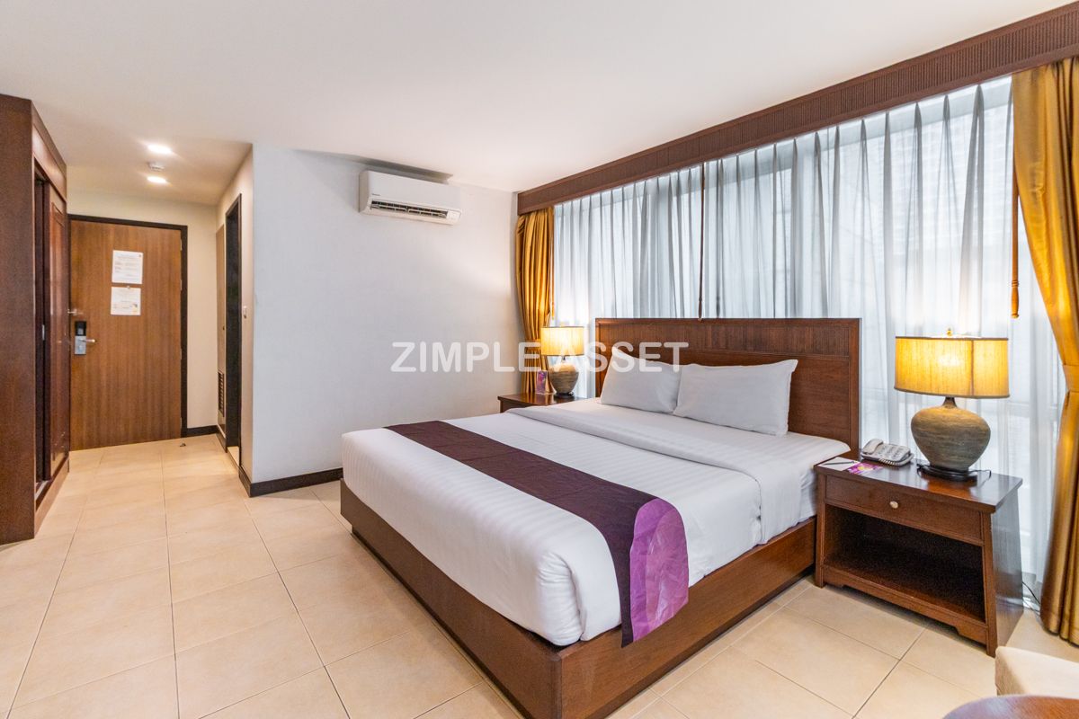 For RentSilom, Saladaeng, Bangrak : Line ID: @zimple_asset  Boutique-style accommodation on Surawong Road, daily and monthly full-service stays. near BTS/MRT.