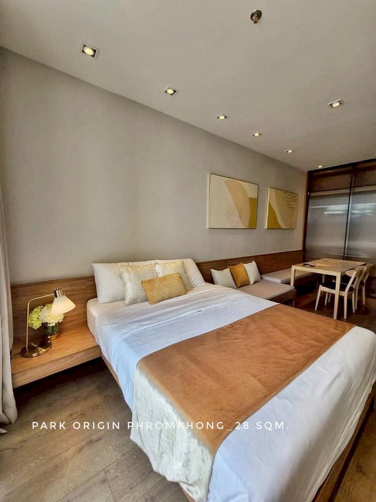 ให้เช่าคอนโดสุขุมวิท อโศก ทองหล่อ : พร้อมเช่า ห้องสตูดิโอ Park Origin พร้อมพงษ์ ใกล้ BTS พร้อมพงษ์ เอ็มโพเรียม K Village
