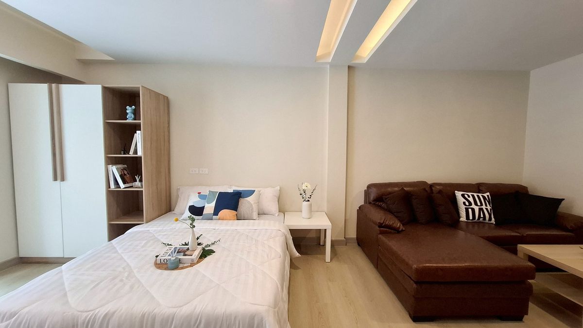 ให้เช่าทาวน์โฮมปิ่นเกล้า จรัญสนิทวงศ์ : 🏡  ทาวน์เฮ้าส์ 4 ชั้น ทำเลหายาก! ติด MRT บางอ้อเพียง 50 เมตร✨