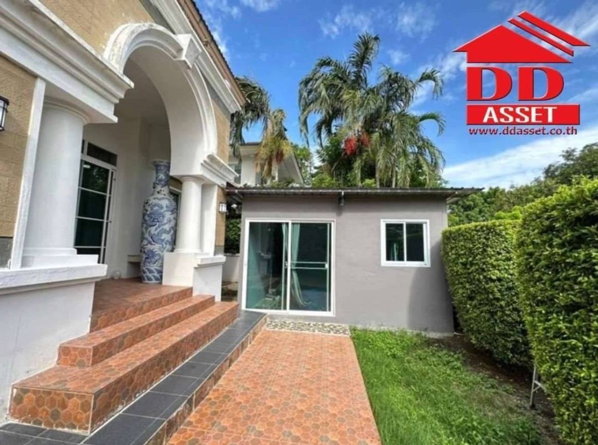 For RentHousePattanakan, Srinakarin : For Rent Nantawan Suanluang for rent at Ban Nantawan, Suan Luang Rama 9, Chalermprakiet 62 Code: H8140