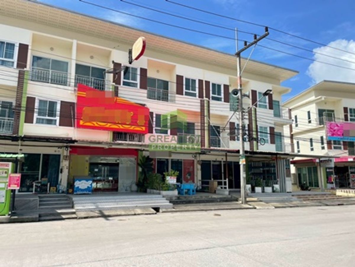 For SaleShop HouseKoh Samui, Surat Thani : 3 -storey commercial building for sale, Koh Brahma Market, 22.40 sq.w., trading location on the main road, suitable for business, home office