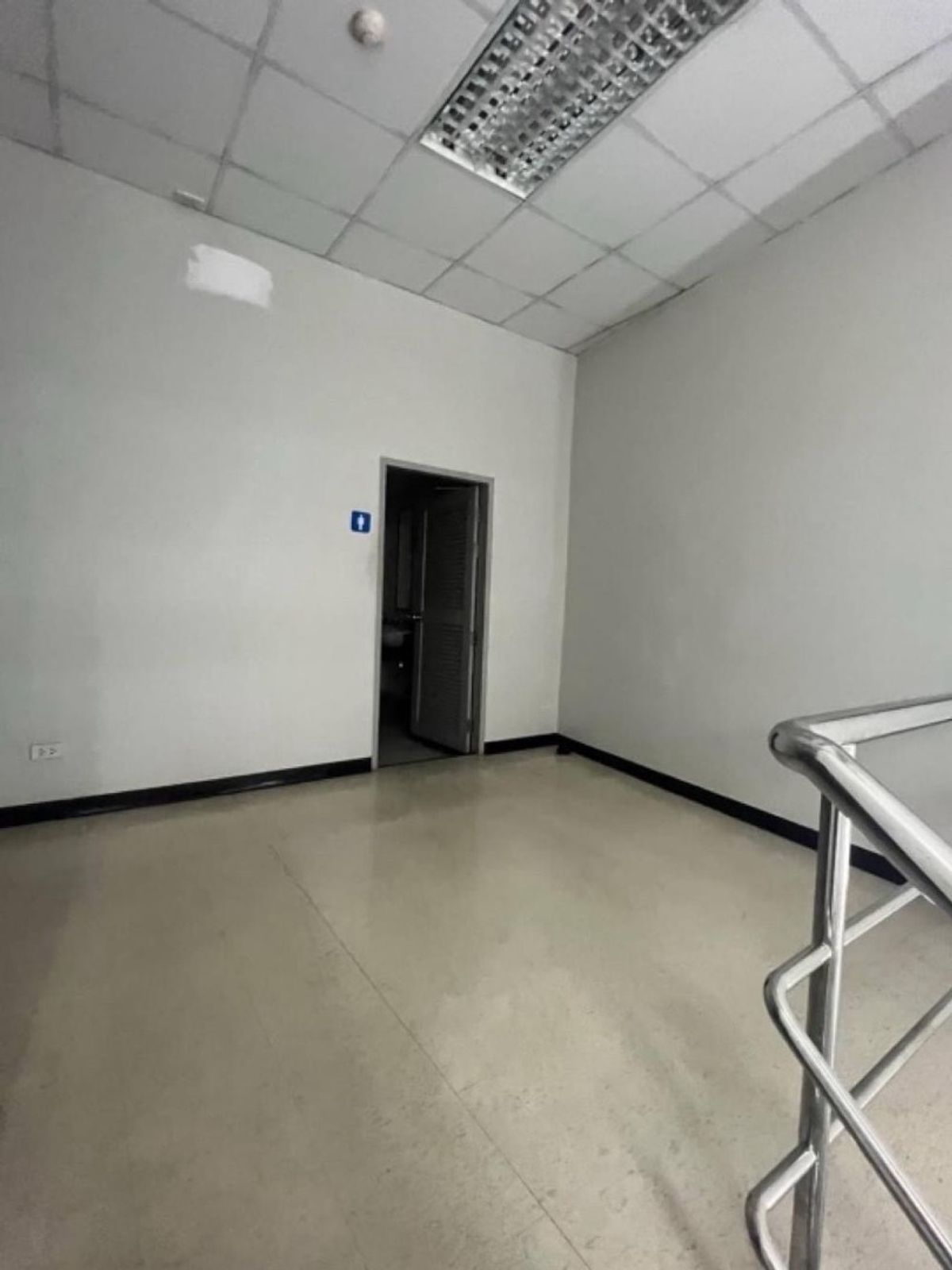 ให้เช่าร้านค้า/ตลาดนัดเยาวราช บางลำพู : ให้เช่า ตึกริมถนนใหญ่เยาวราช ใกล้ รถไฟฟ้า MRT วัดมังกร แหล่งนักท่องเที่ยว เหมาะทำ โรงแรม โฮสเทล สปา ร้านอาหาร | For Rent - Commercial Building on Roadside Yaowarat (China Town) nearby MRT Watmangkorn , suitable for Hotel / Hostel / Spa / Food and etc., 