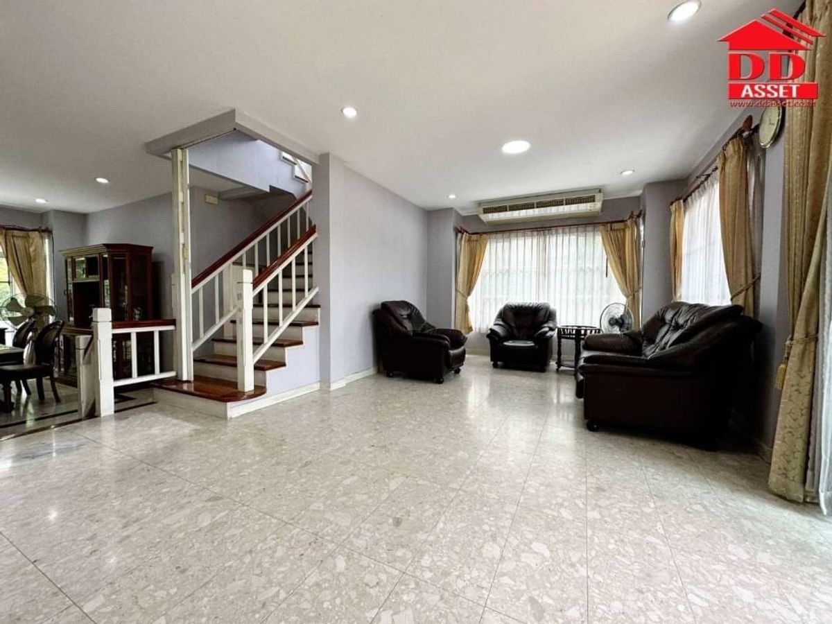 For RentHousePattanakan, Srinakarin : For Rent Nantawan Suanluang for rent at Ban Nantawan, Suan Luang Rama 9, Chalermprakiet 62 Code: H8140