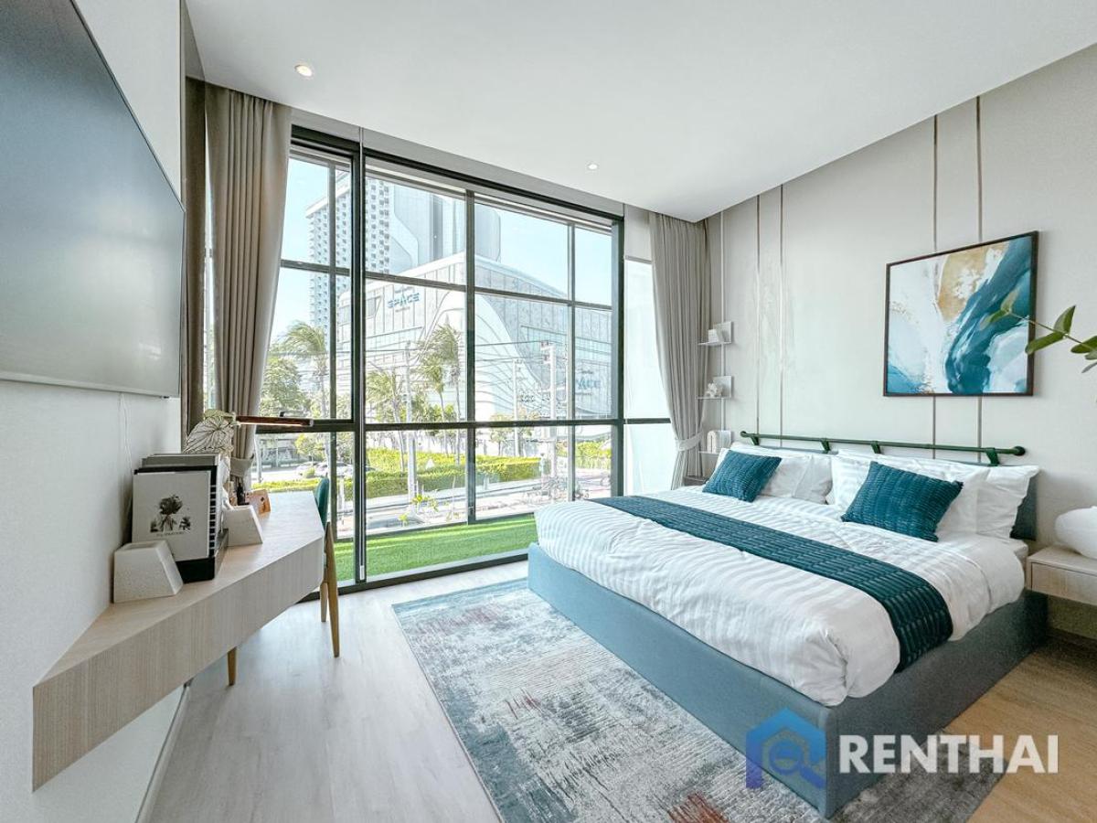 For SaleCondoPattaya, Bangsaen, Chonburi : Luxury living in the heart of Pattaya — just steps from premier shopping malls and the iconic Pattaya Beach.