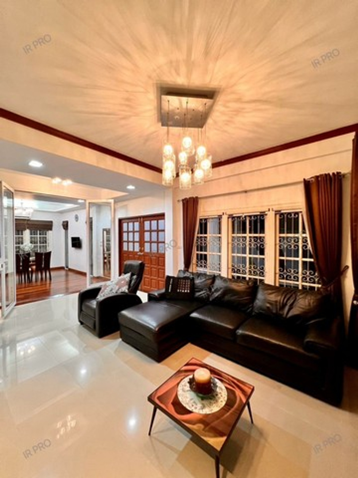 ให้เช่าบ้านเดี่ยว2ชั้นย่านห้วนขวางสุทธิสารประชาราษฏร์บำเพ็ญพร้อมเฟอร์นิเจอร์ ใกล้MRTห้วยขวาง Seven Loading...