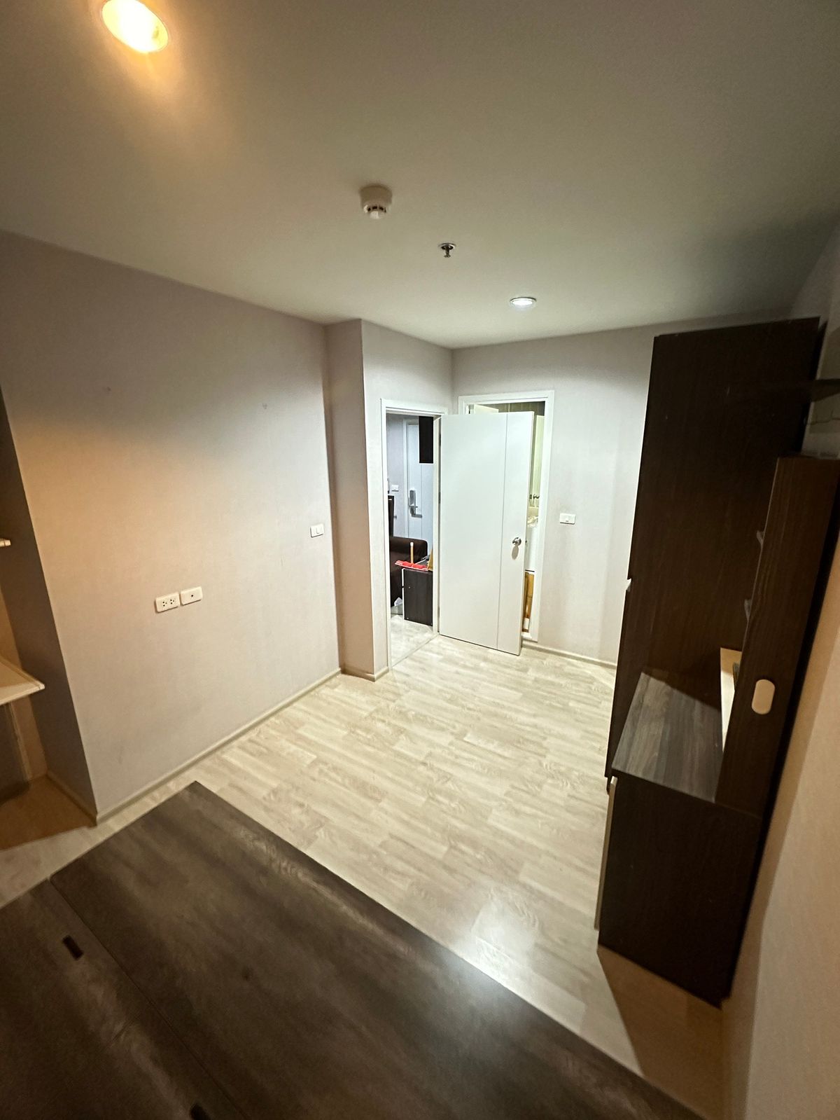 For SaleCondoRama9, Petchburi, RCA : Beautiful room, good location Firing ⭐Plum Condo Ramkhamhaeng Station