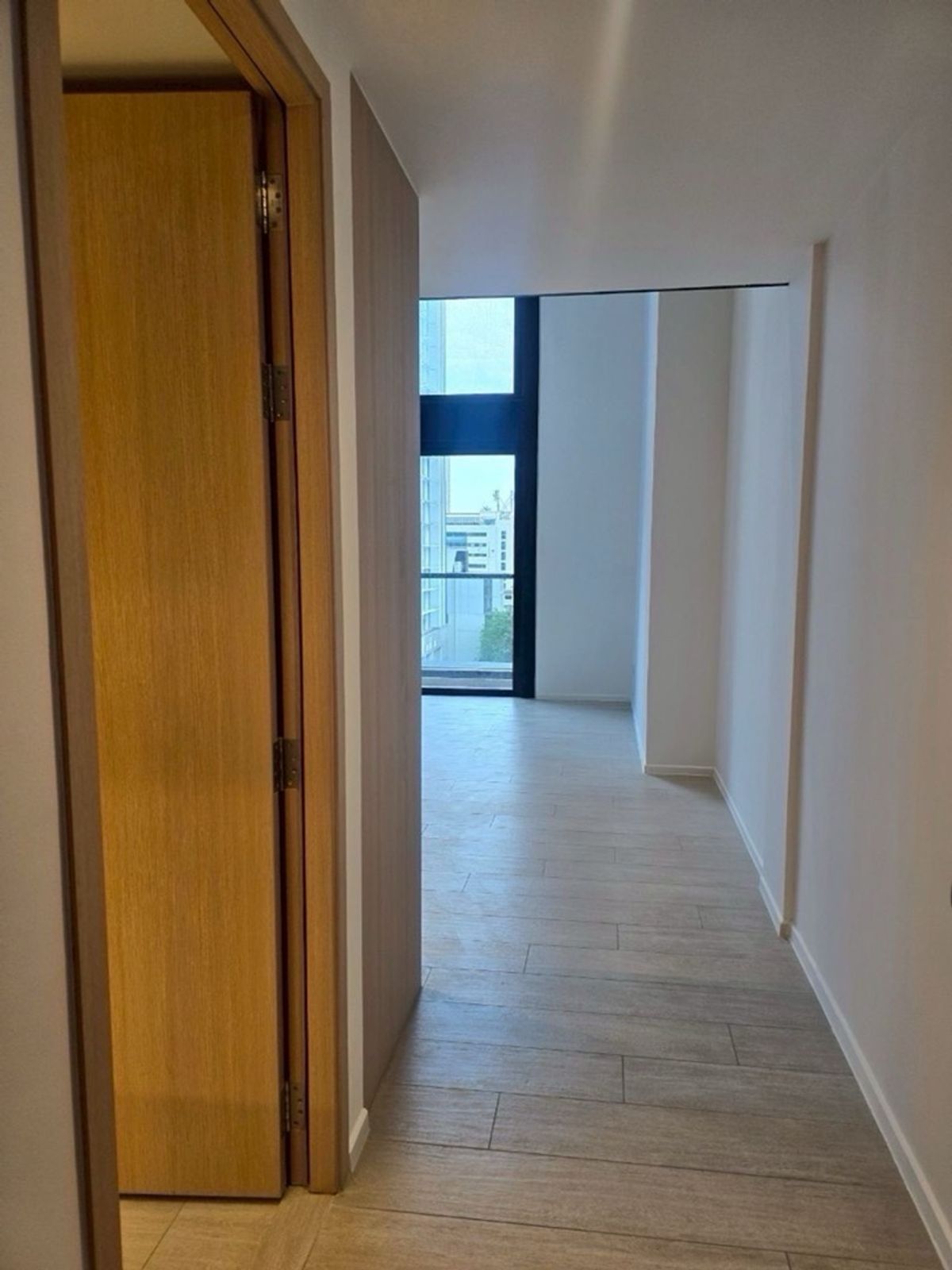 ขายคอนโดสีลม ศาลาแดง บางรัก : The Loft Silom 1bedroom 33.69Sq.m Call 064-932-4645 KEn https://line.me/ti/p/Q9PErbNXVv