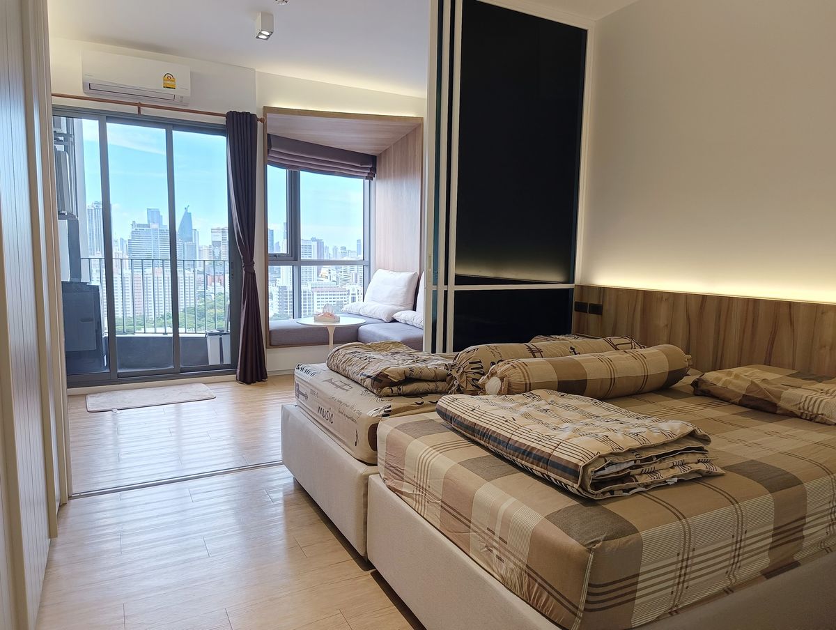ให้เช่าคอนโดสยาม จุฬา สามย่าน : เช่า RR680 Triple Y Residence ห้องสวย เฟอร์นิเจอร์ครบ ใกล้รถไฟฟ้า MRT สามย่าน 