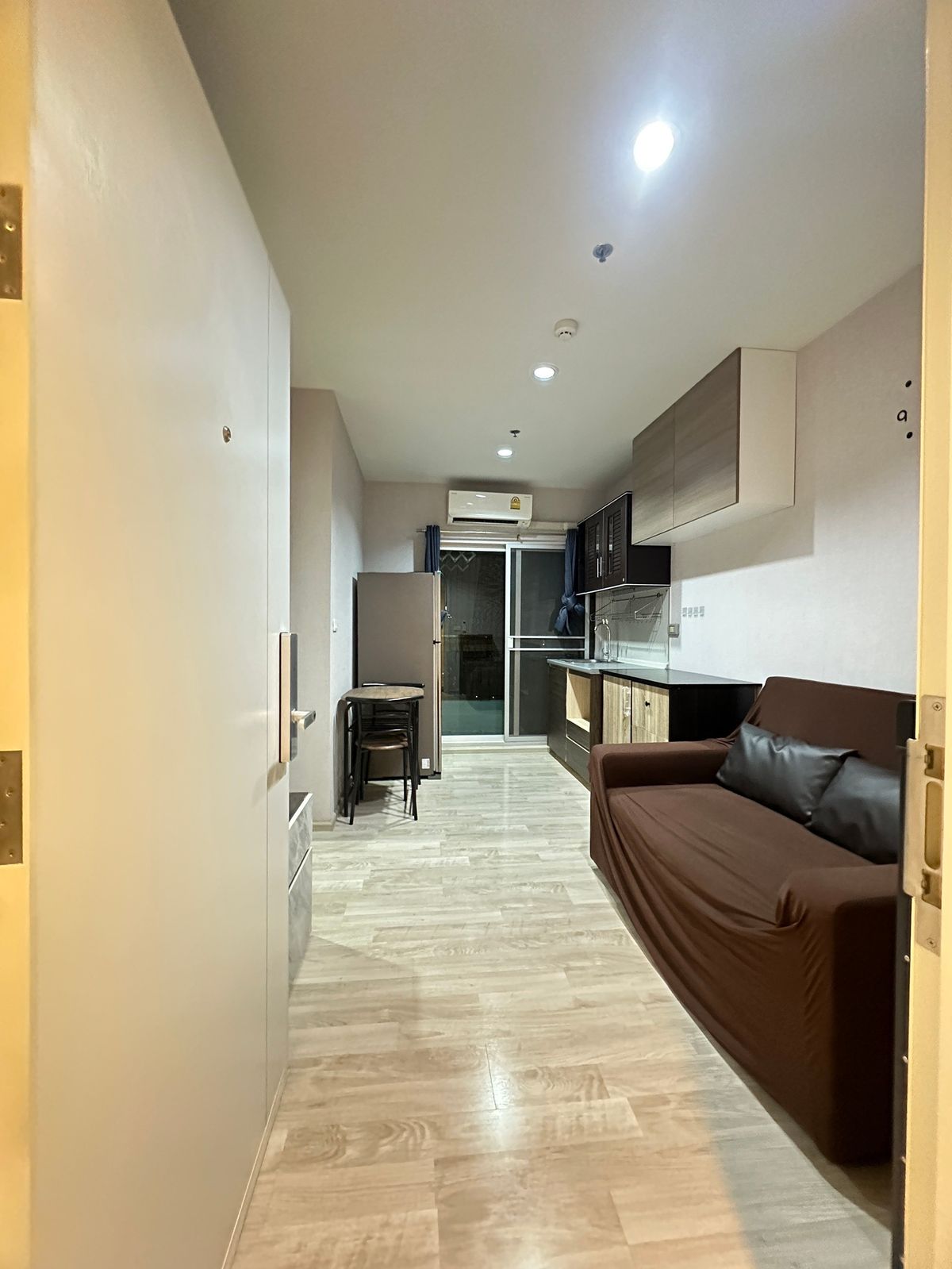 For SaleCondoRama9, Petchburi, RCA : Beautiful room, good location Firing ⭐Plum Condo Ramkhamhaeng Station