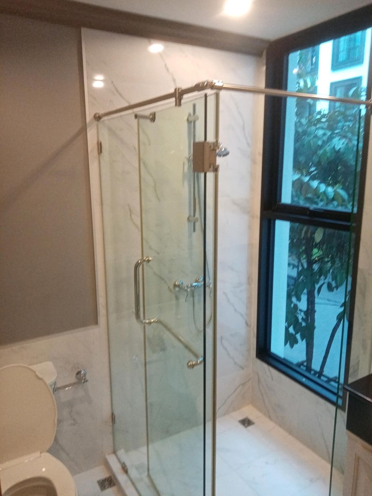 ให้เช่าคอนโดสยาม จุฬา สามย่าน : The Reserve Kasemsan 100 sq.m. Please add LINE ID @806qphgn o8415o5483