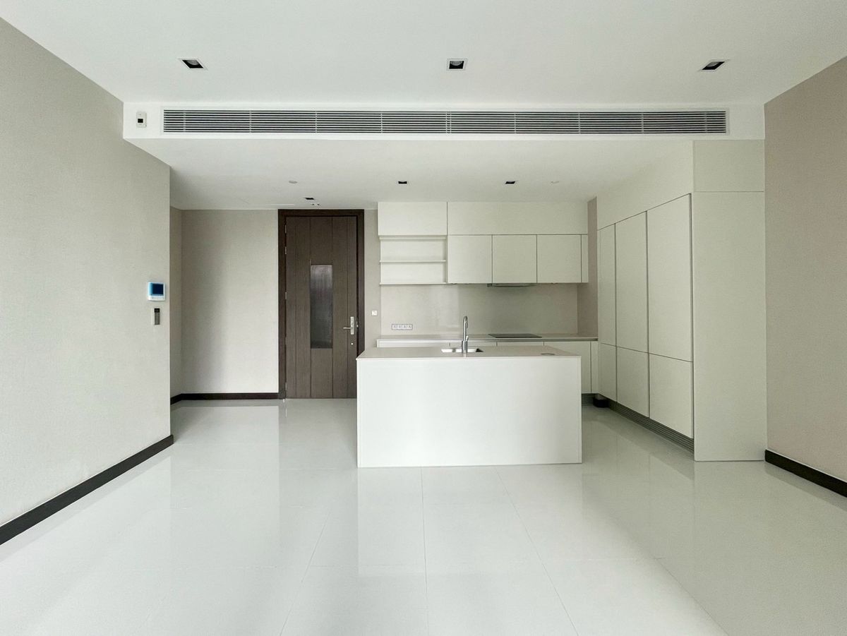 ขายคอนโดนานา : 🔥Q1 Sukhumvit – Ultra Luxury Condo ติด BTS นานา 0 เมตร🚝🔥 📲 095-9299924 (K.เบนซ์) 
