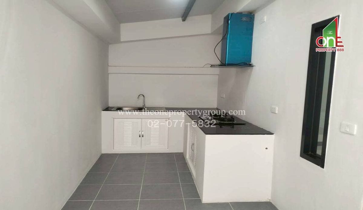 ขายทาวน์โฮมปทุมธานี รังสิต ธรรมศาสตร์ : ทาวน์เฮ้าส์ 2 ชั้น ม.อยู่สบาย ถนนพหลโยธิน ต.คลองหนึ่ง อ.คลองหลวง จ.ปทุมธานี