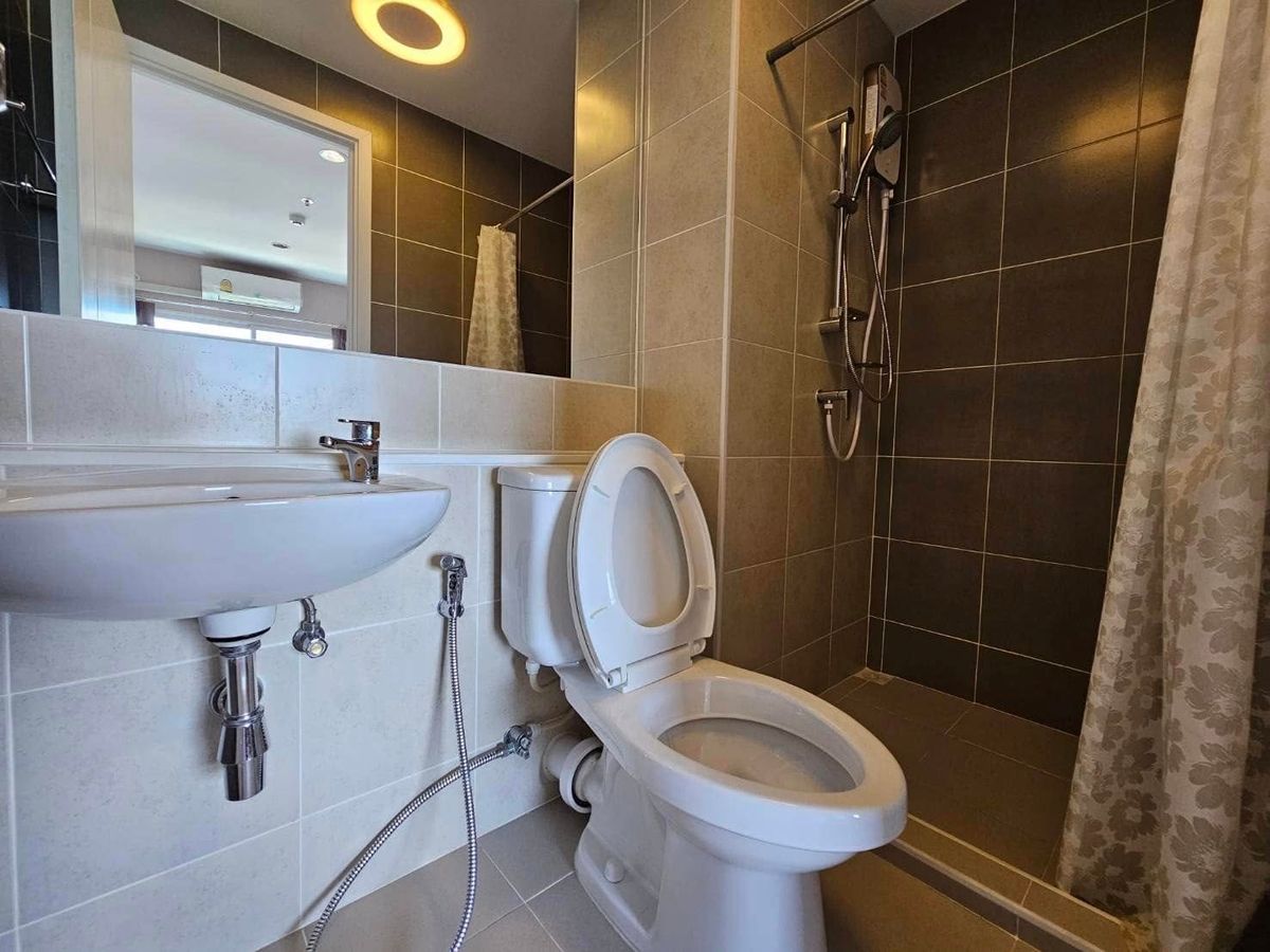 For SaleCondoRama9, Petchburi, RCA : Beautiful room, good location Firing ⭐Plum Condo Ramkhamhaeng Station