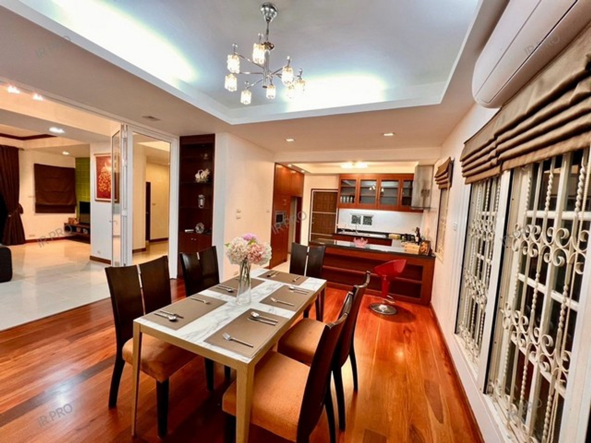 ให้เช่าบ้านเดี่ยว2ชั้นย่านห้วนขวางสุทธิสารประชาราษฏร์บำเพ็ญพร้อมเฟอร์นิเจอร์ ใกล้MRTห้วยขวาง Seven Loading...