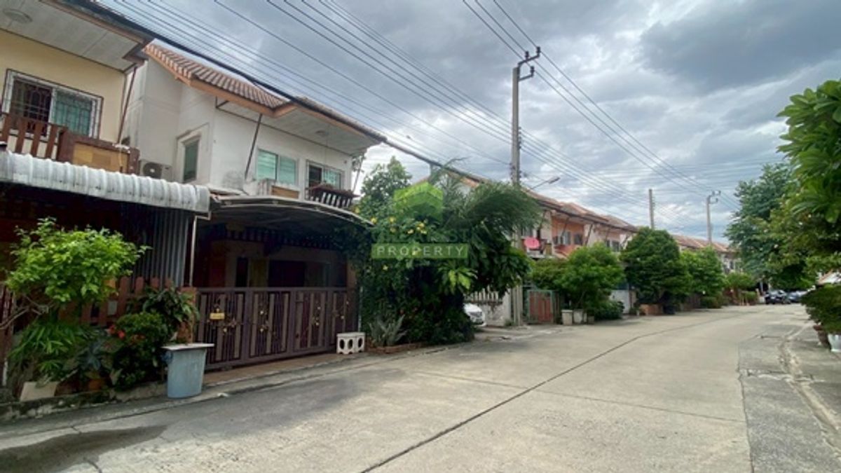 ขายบ้านนนทบุรี บางใหญ่ บางบัวทอง : หมู่บ้านเจดับบลิวคาซ่า พระราม5 JW casa ขายด่วน บ้านแฝด 2 ชั้น เนื้อที่ 32.40 ตร.ว แปลงริม ทำเลดี