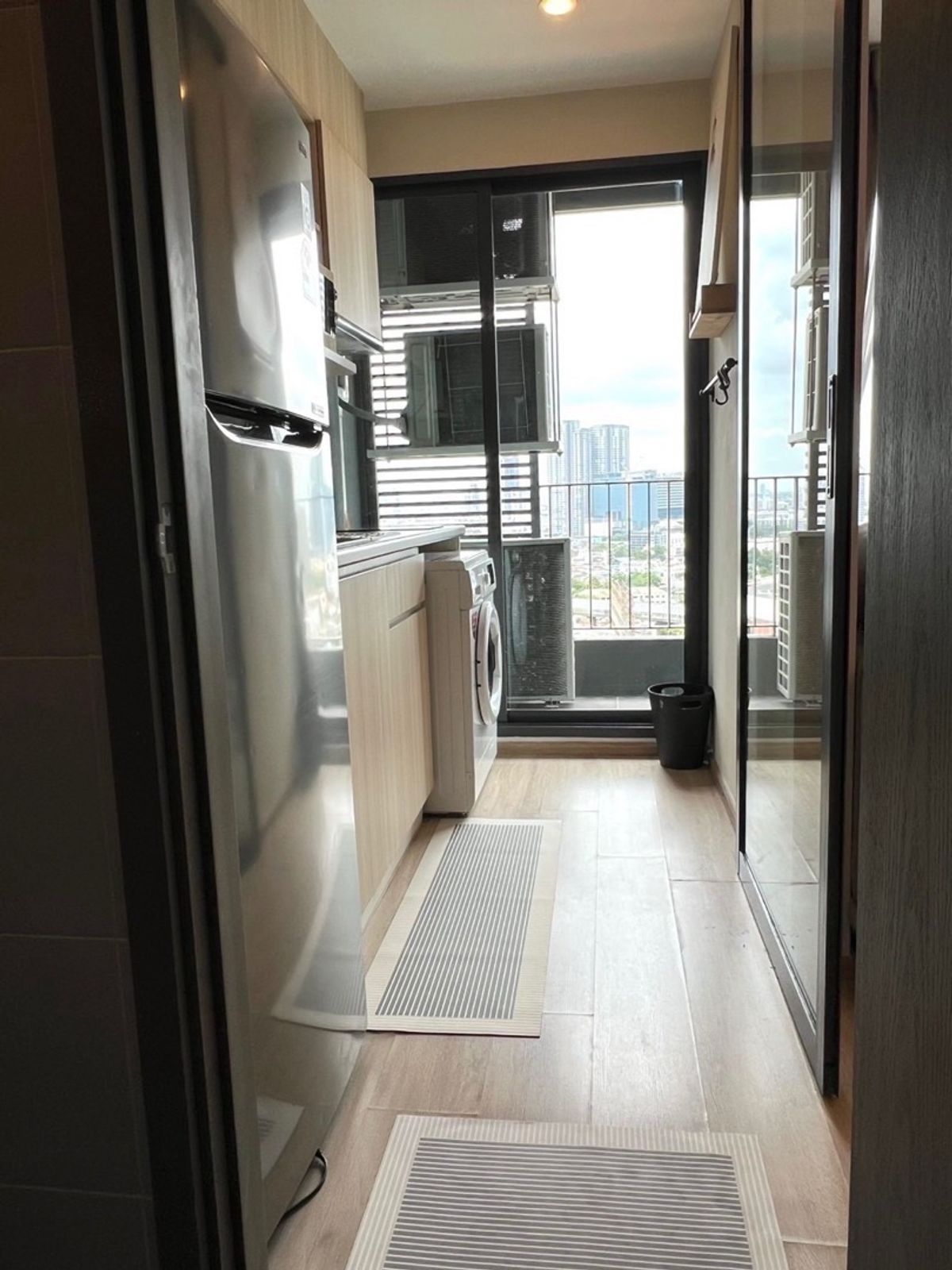 คอนโดบางนา แบริ่ง ลาซาล : SALE & RENT IDEO O2  2 Bed 4.65MB  ราคาดีสุด ถูกกว่าพรีเซลล์ Tel.0958785645 