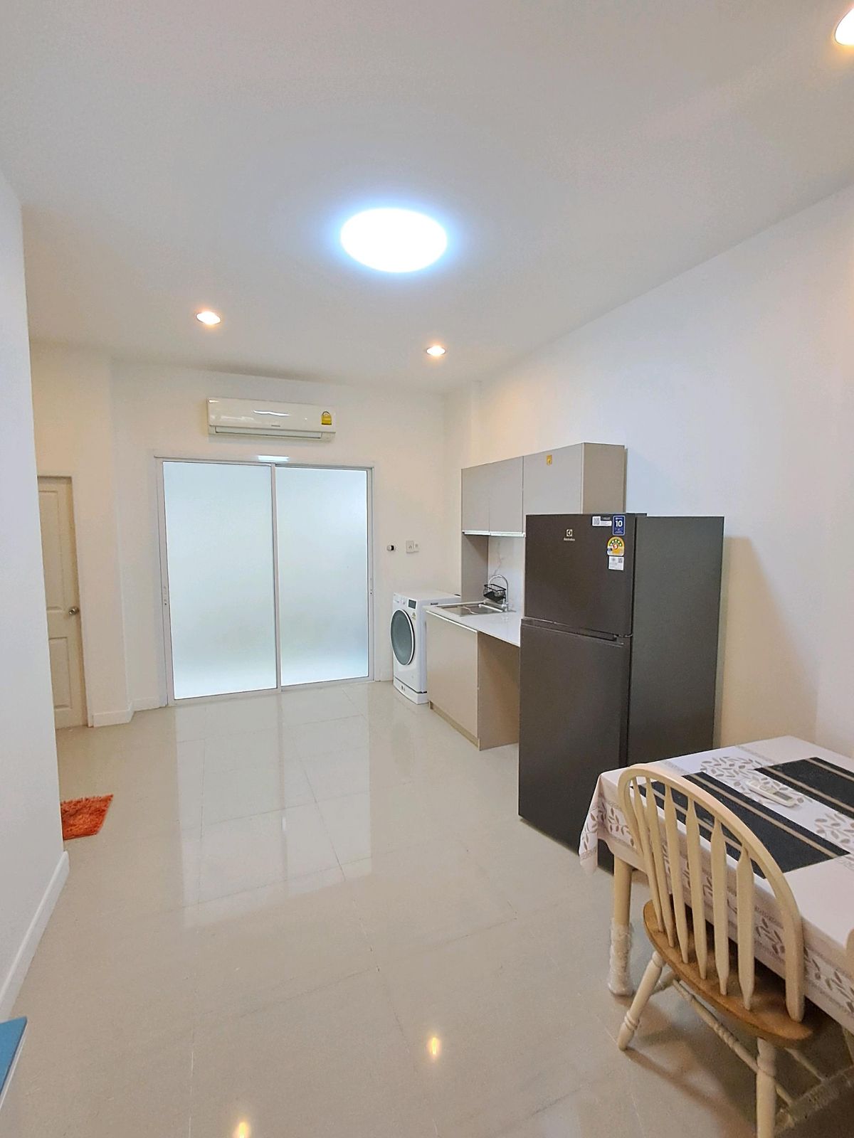 ให้เช่าโฮมออฟฟิศเกษตร นวมินทร์ ลาดปลาเค้า : ให้เช่าทาวน์โฮม 3ชั้น พรีเมียมเพลส เอกมัย-รามอินทราสุคนธสวัสดิ์ 25/2 ทำออฟฟิสได้