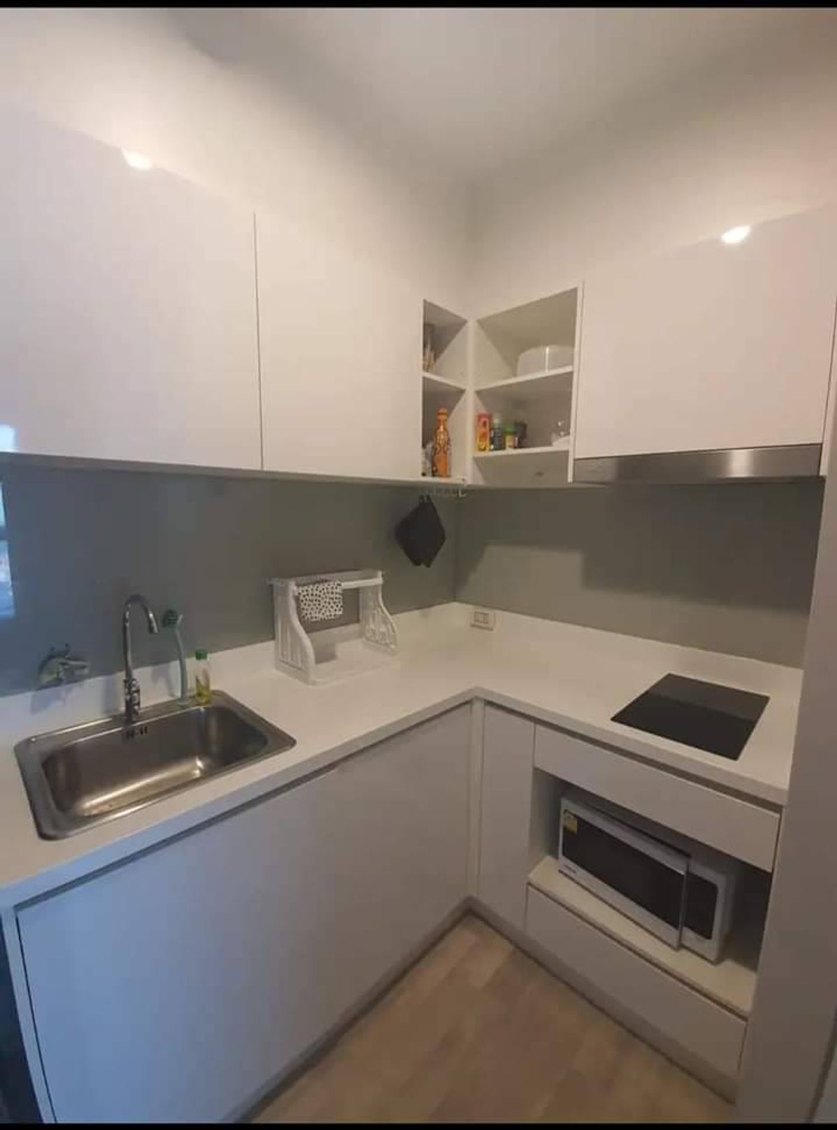 For RentCondoSukhumvit, Asoke, Thonglor : ✅ CLVT101 ✅ Line ID : @p2nproperty