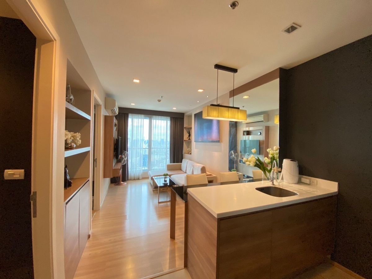 ขายคอนโดสะพานควาย จตุจักร : ✨ ขายคอนโด Rhythm Phahol-Ari (ริธึ่ม พหล-อารีย์) ✨  ห้องใหญ่ แต่งครบ ชั้นสูง วิวเมืองสุดอลังการ ใจกลางพหลโยธิน – อารีย์